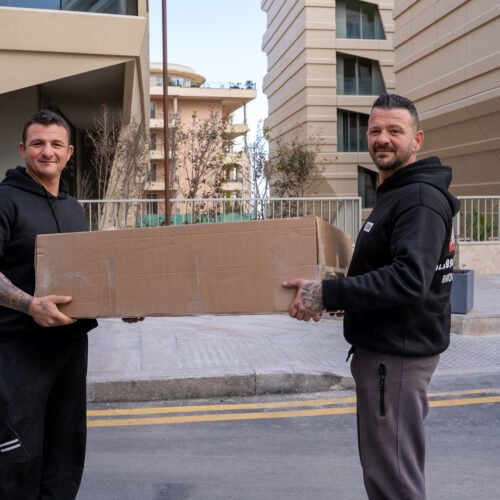 FRES JSBezzina Jonathan & Shawn Lifting Box (1)