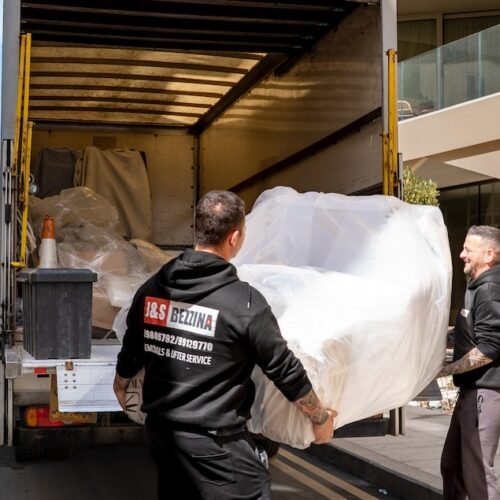 JSBezzina Removals & lifting Shawn smiles