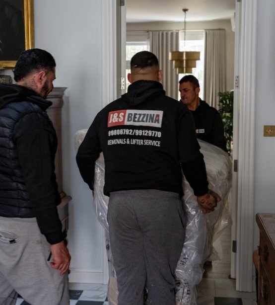 JSBezzina Removals & lifting on the job 2