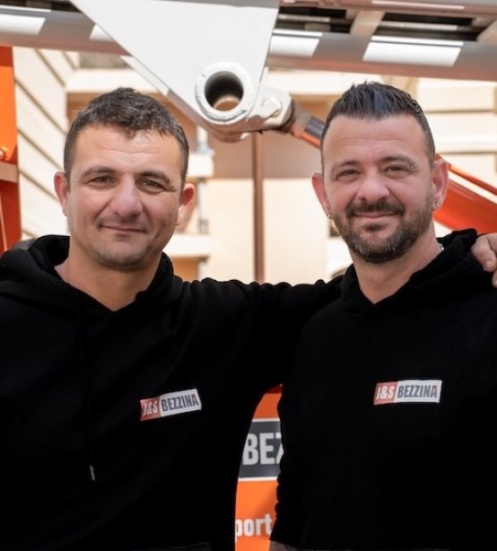 JSBezzina Removals & lifting the brothers Jonathan & Shawn